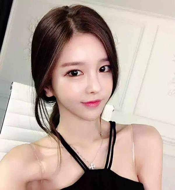 字母圈 术语 圈术词条间具备逻辑关联