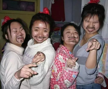 幼小的福利 丰富的儿童文化产品