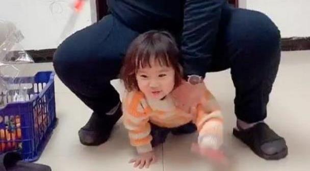 国产老狼久久久久精品