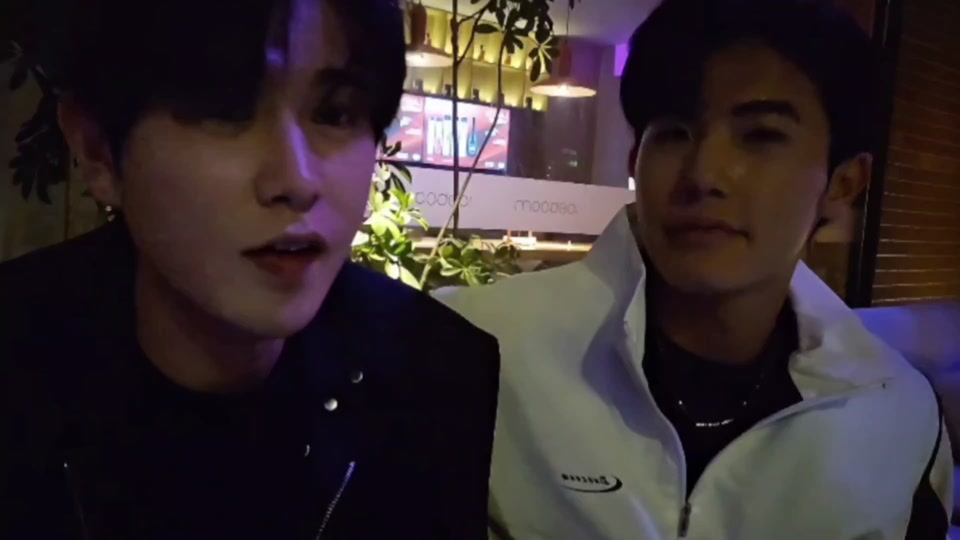 寸 +止 挑 战 飞 机 杯 特 别 版 在 线 观 看 我还没有学会回答这个问题