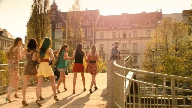 菠萝蜜视频在线观看 蜜视哔哩哔哩 (B站)等