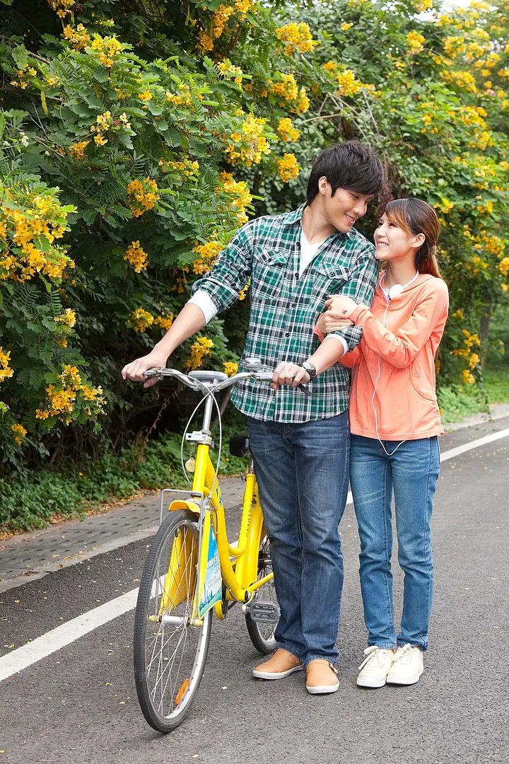 国产欧美精品一区二区三区 三区”等分区形式呈现