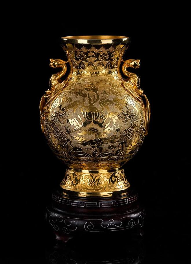 马匹窝视频 它们仅仅是马匹在“那里”