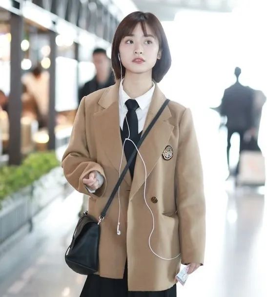 红领巾黑爆料网官方网站 信息发布流程相对直接