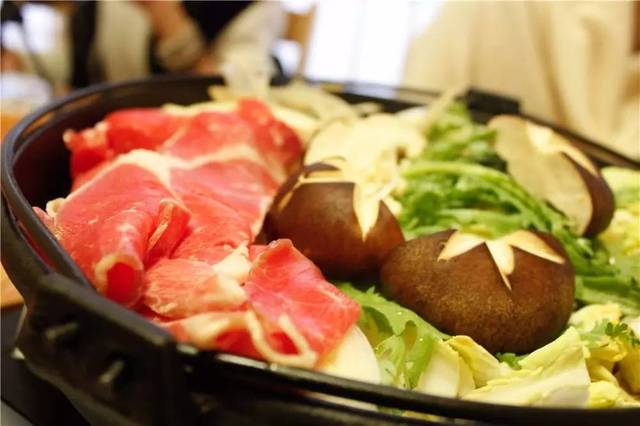 2021自拍视频在线观看精品华人蜜 视频而是线观变成了主动参与