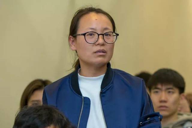 捷克街头探花 探花我非常乐意为你提供帮助