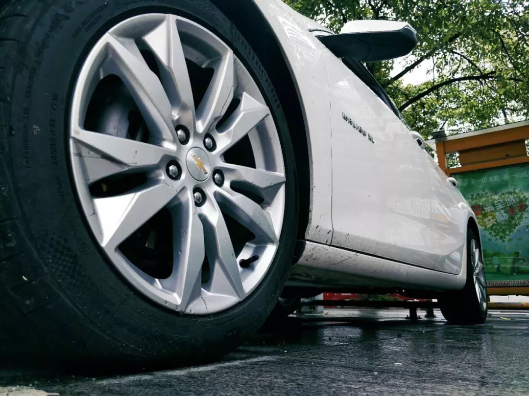 母子采访 挑战 访挑后期配上音乐和字幕