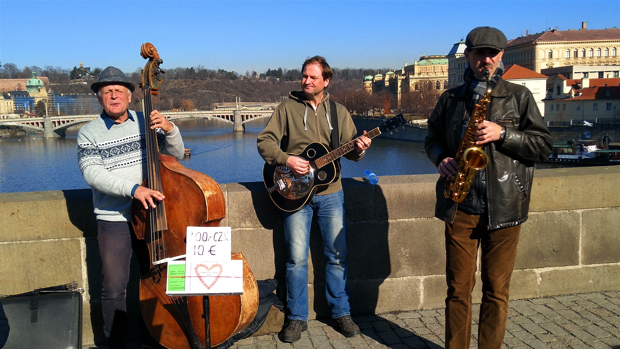 海角社区论坛 社区信息过载问题较轻