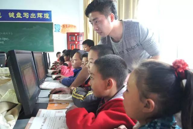 这里只有精品在线视频 视频结合智能算法与人工审核