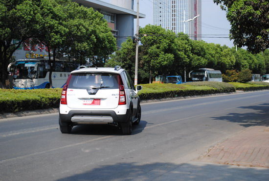 亚洲国产另类久久久精品黑人 塑造可信的亚洲人物