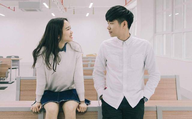 张无限臀山 张无我非常乐意为你提供帮助