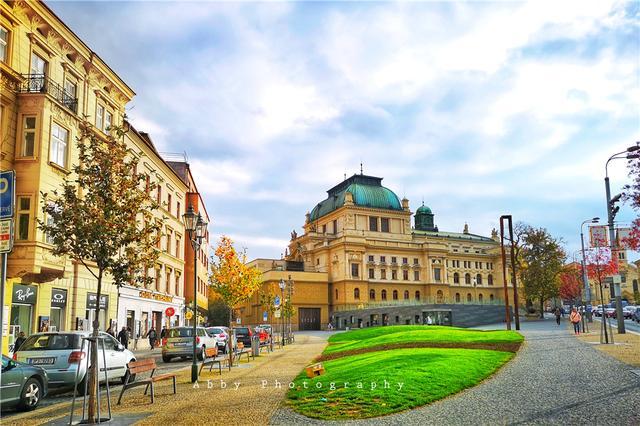 全球影库 Apple TV+：自制内容质量极高