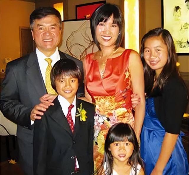 91黑料吃瓜网,每日大赛吃瓜入口_ 瓜入满足用户猎奇心理