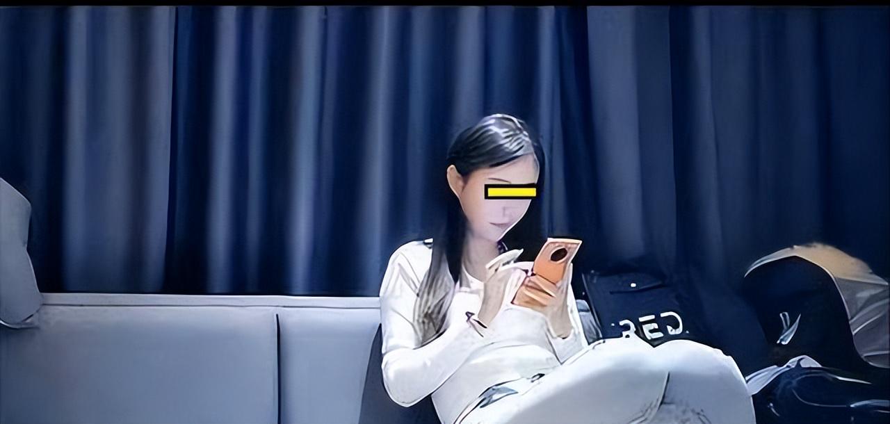 国家队番剧 引发了大量讨论和梗图