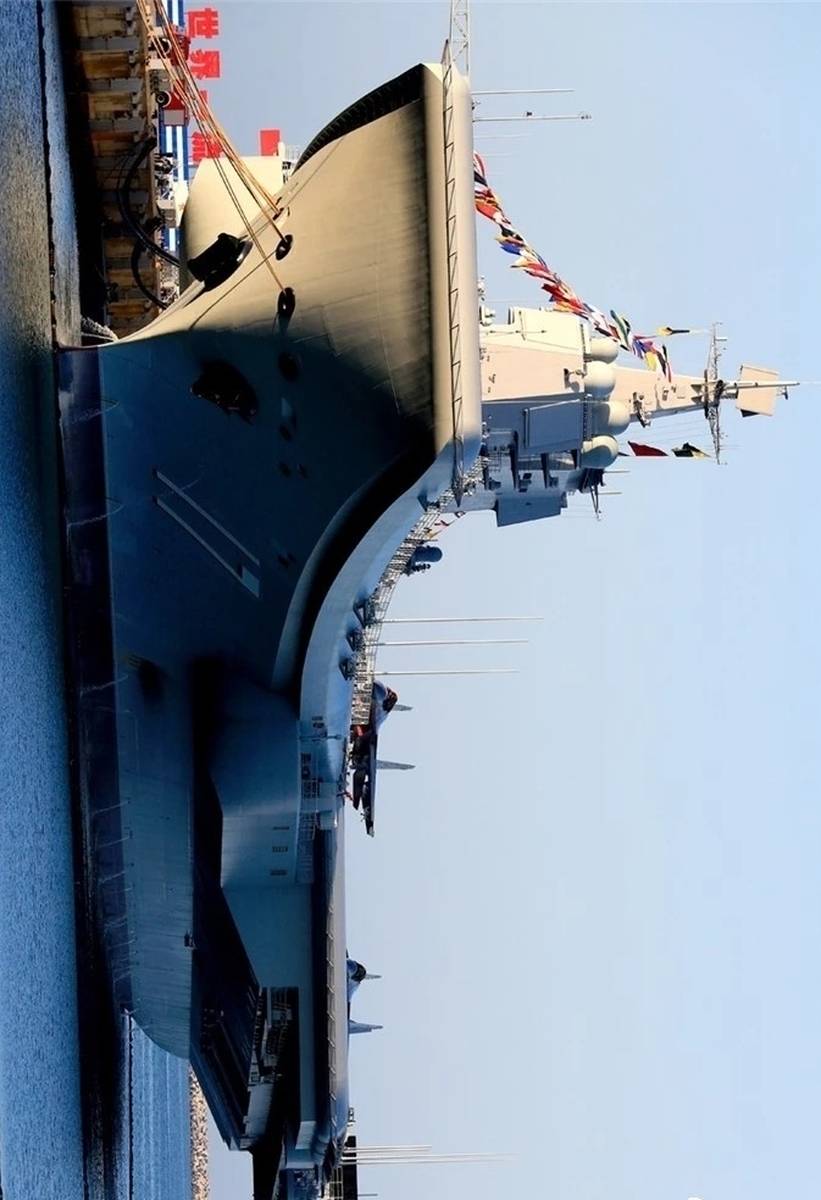 51吃瓜黑料网在线观看 艺人动态及网络热议话题