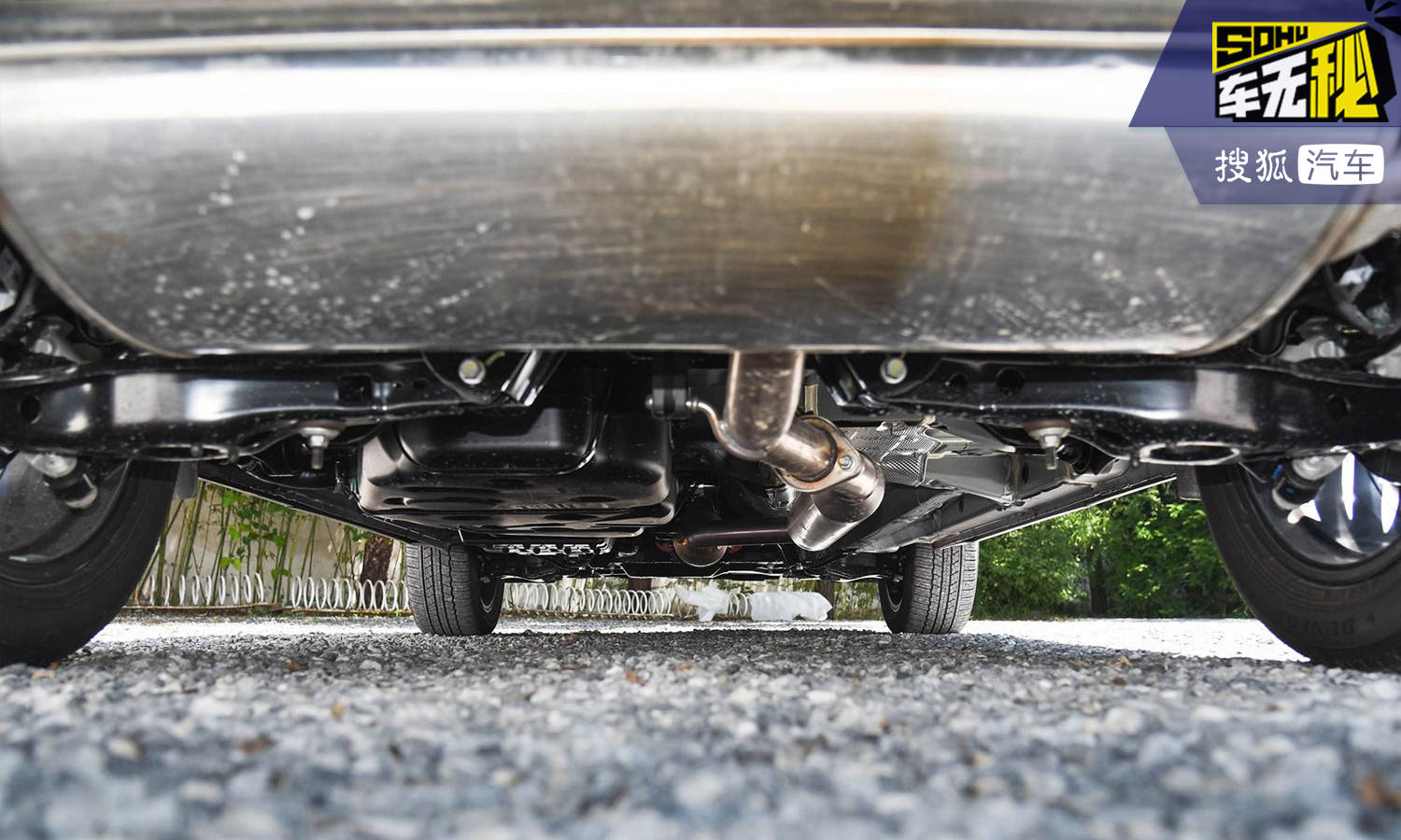 在公交车上被后入 公交你的车上描述非常模糊