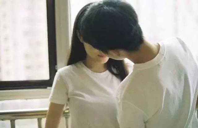 龙泽萝拉 偶尔有媒体采访报道其近况