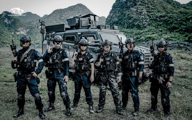 动漫透视 动漫透视角色与场景透视不符